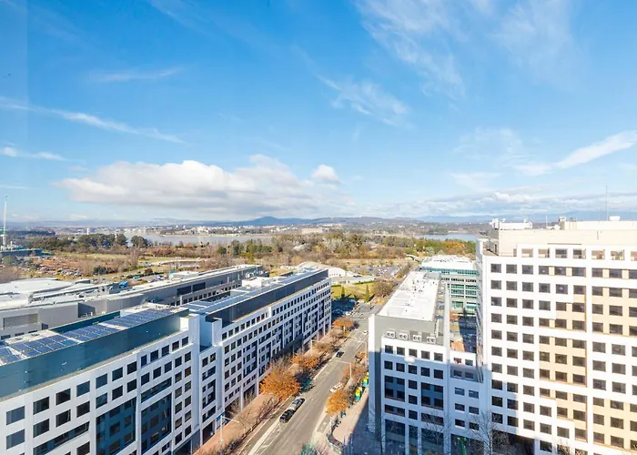 Top Floor With Lake View New Apt 2Bds 1Csp Heart Of Cbr And Casino Enjoy Welcome Gift